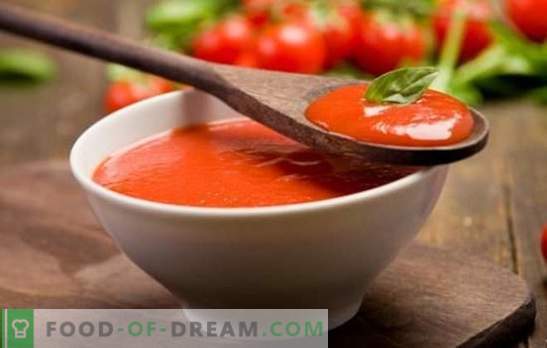 Tomatensauce zu Hause - natürlich! Hausgemachte Tomatensauce aus frischen Tomaten, Tomatenmark oder Saft, mit Chili-Pfeffer, Kräutern, Knoblauch