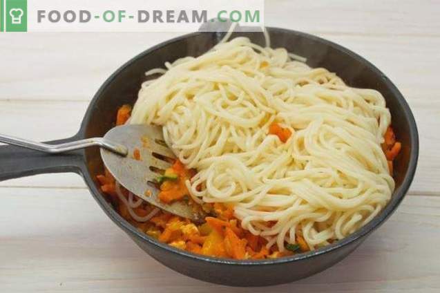 Spaghetti met kip en groenten