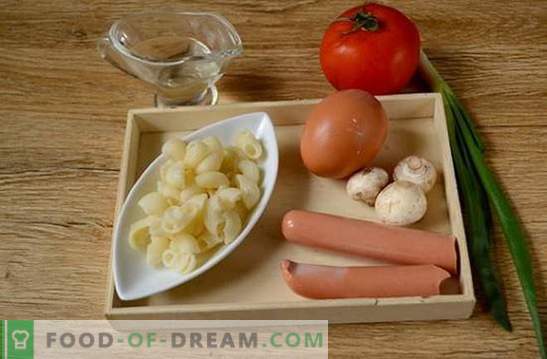 Ryžiai su malta mėsa ir daržovėmis pomidoruose: fantazija apie turimų produktų risotto. Foto receptas ryžių ruošimui pjaustyta mėsa ir daržovėmis pomidoruose: žingsnis po žingsnio