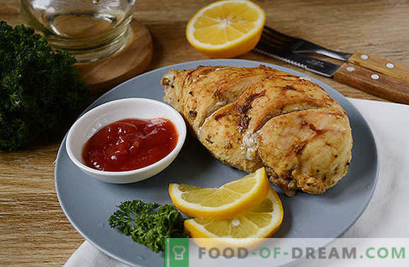 Hühnerfilet in Folie in einem langsamen Kocher: eiweißiges und kalorienarmes Gericht. Abwechslungsreiche Ernährung - backe die Brust in Folie in einem langsamen Kocher!