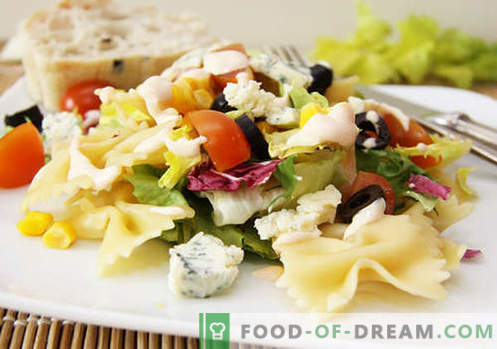 Salat mit Oliven - fünf beste Rezepte. Wie man richtig und köstlich einen Salat mit Oliven zubereitet.