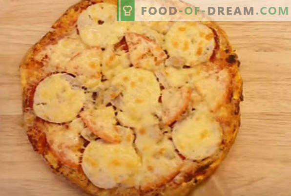 Pizza in einer Pfanne für 10 Minuten, schrittweise Rezept, mit Kefir, auf Brot, mit Schinken, mit Mayonnaise
