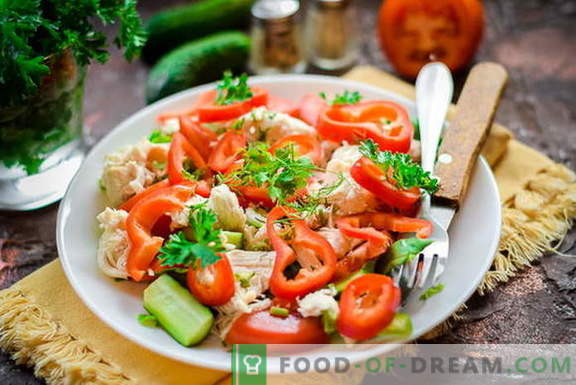 Salade diététique avec poitrine de poulet sans mayonnaise